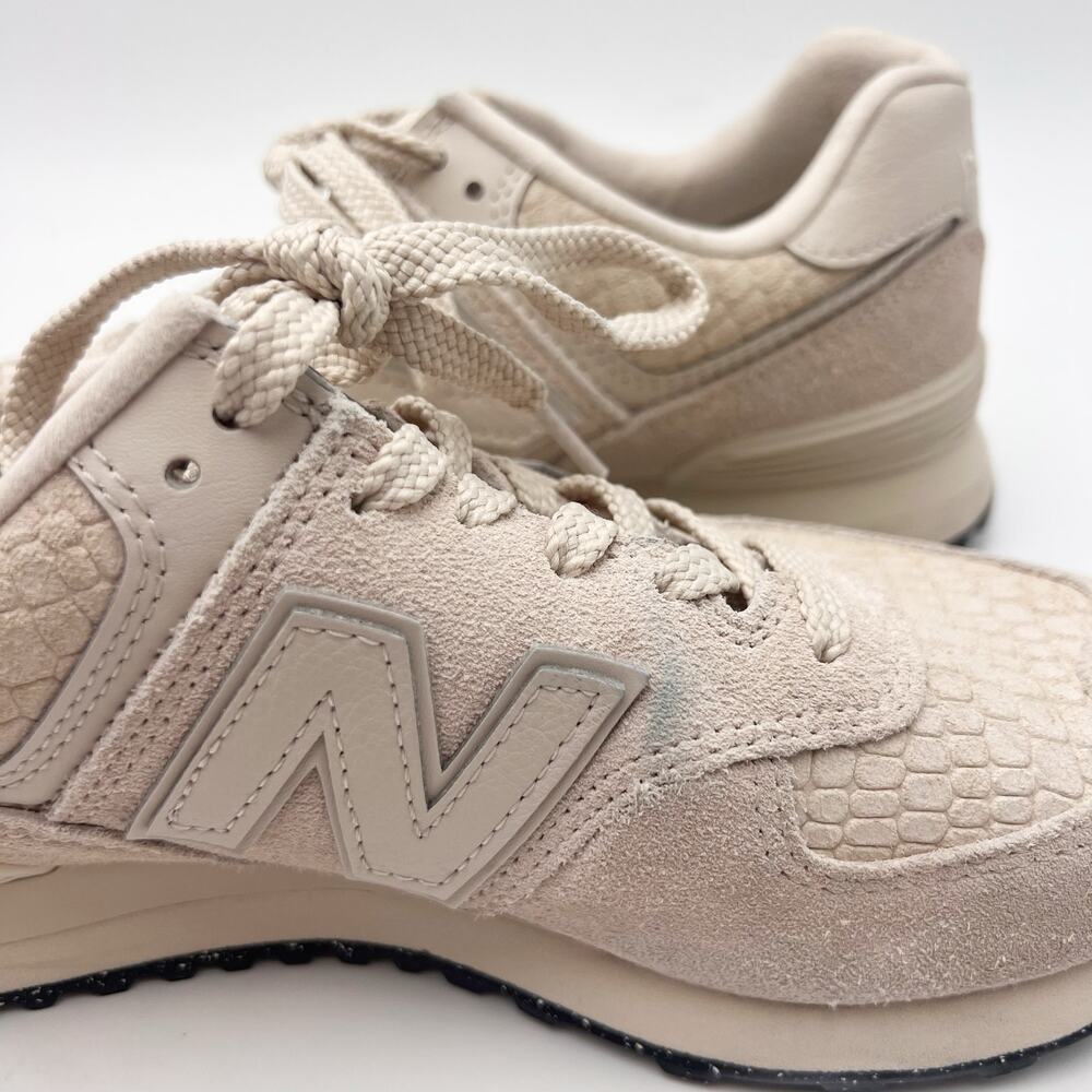 New Balance Womens Classics 574 Casual Sneakers Size 8.5 EU 40 Bone Athletic EUC - Picture 12 of 12